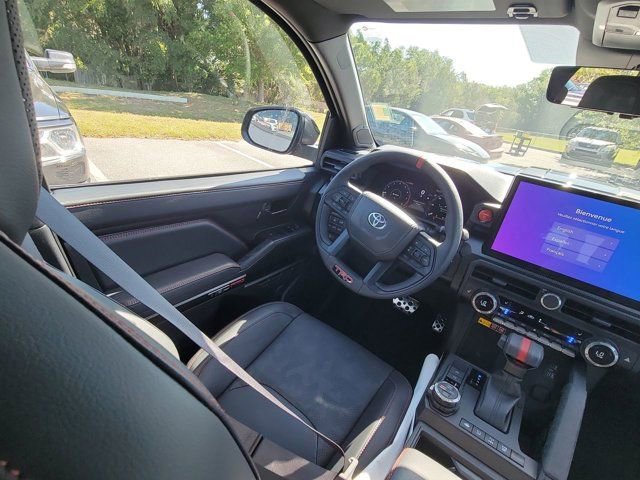 Used 2025 Toyota Tacoma TRD Pro AWD/4WD image 7