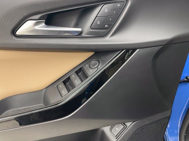 New 2027 Chevrolet Equinox ACTIV w/ Convenience Package III AWD/4WD image 16
