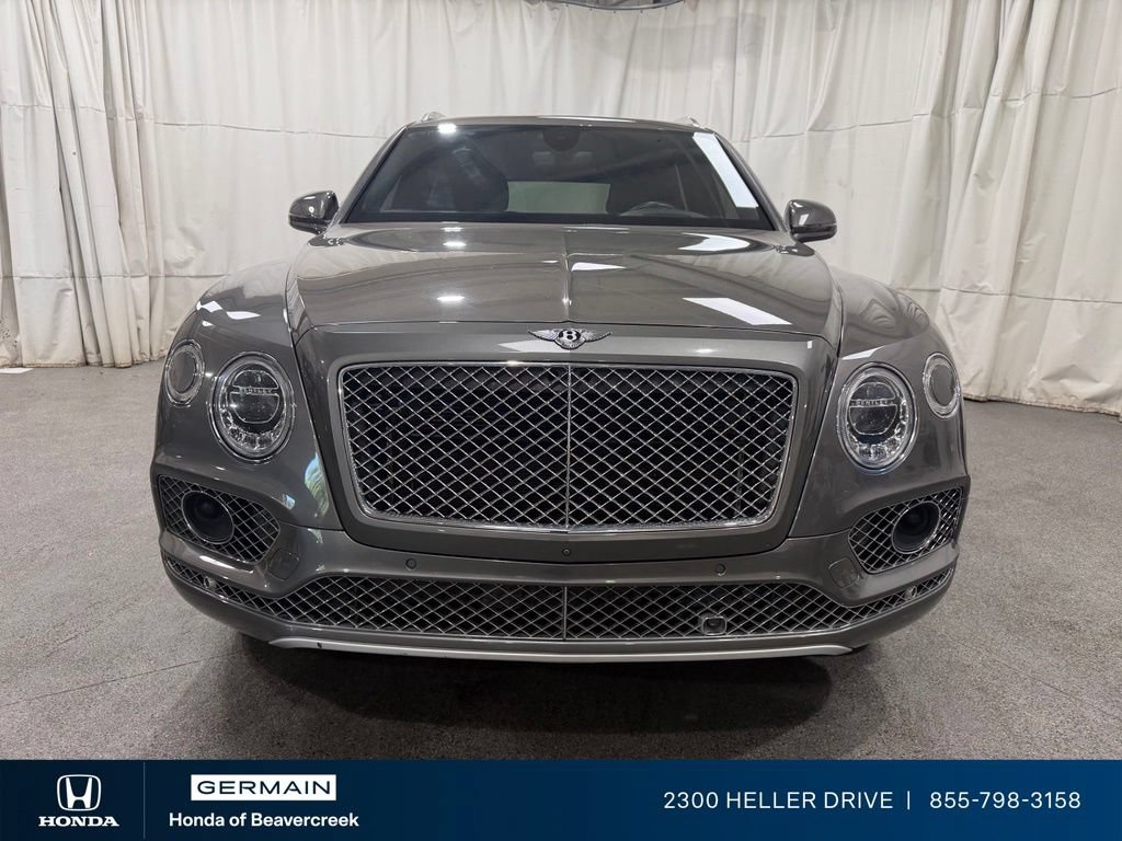 Used 2018 Bentley Bentayga AWD/4WD image 3