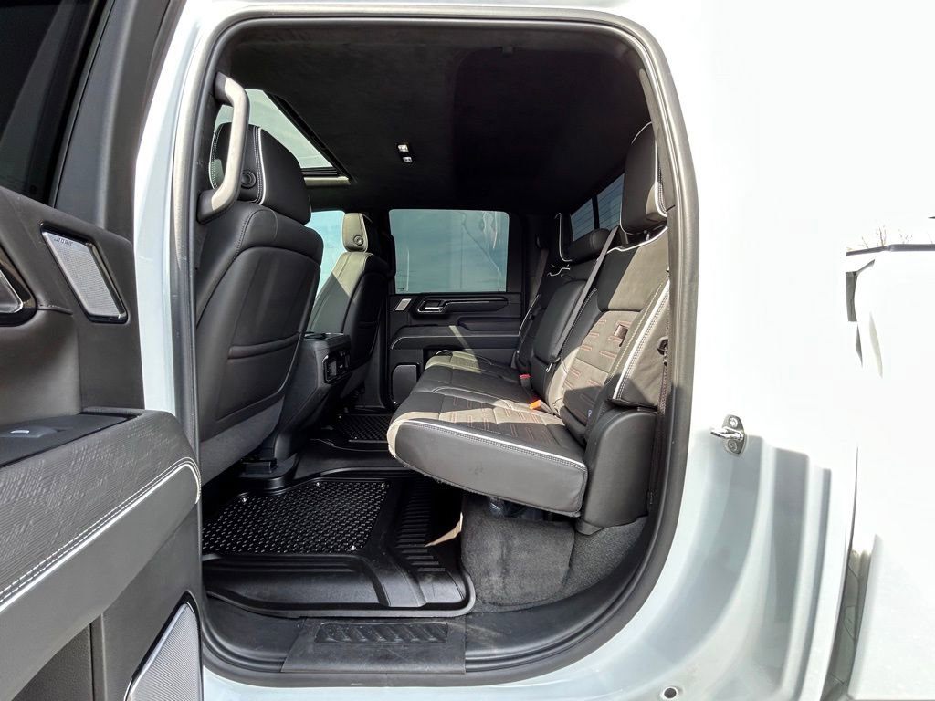 Used 2024 GMC Sierra 2500 AT4X w/ Snow Plow Prep/Camper Package image 12