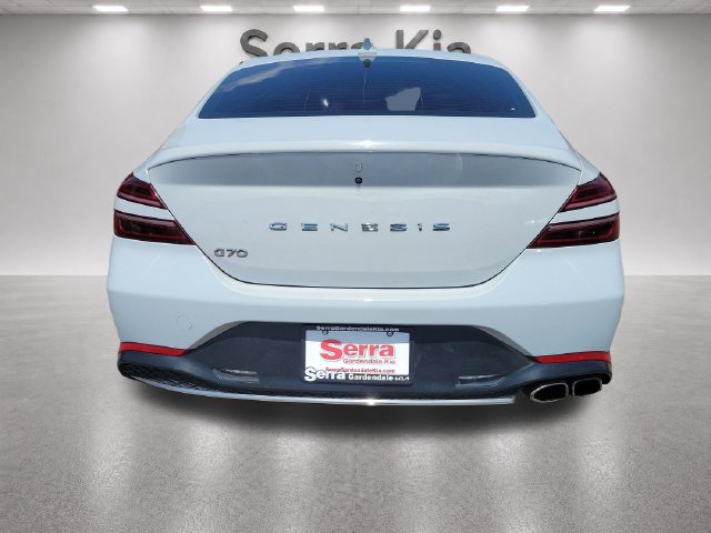 Used 2022 Genesis G70 2.0T RWD image 4