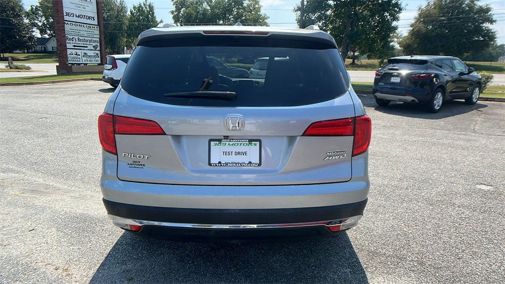Used 2017 Honda Pilot Touring image 6