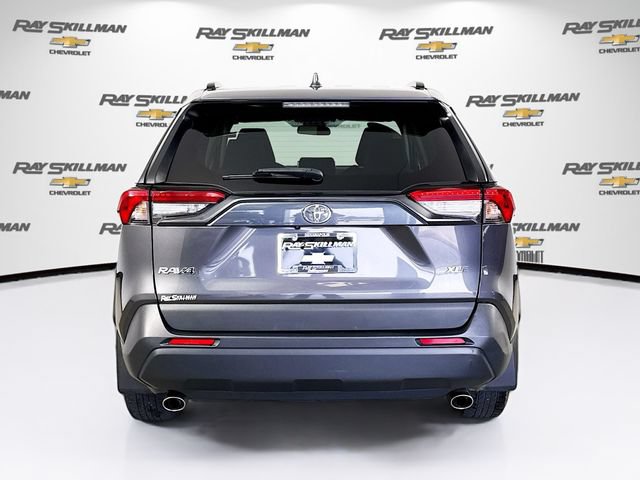 Used 2024 Toyota RAV4 XLE w/ Convenience Package FWD image 6