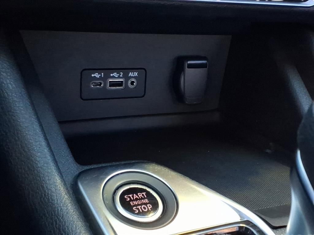 Used 2020 Nissan Sentra SV image 16