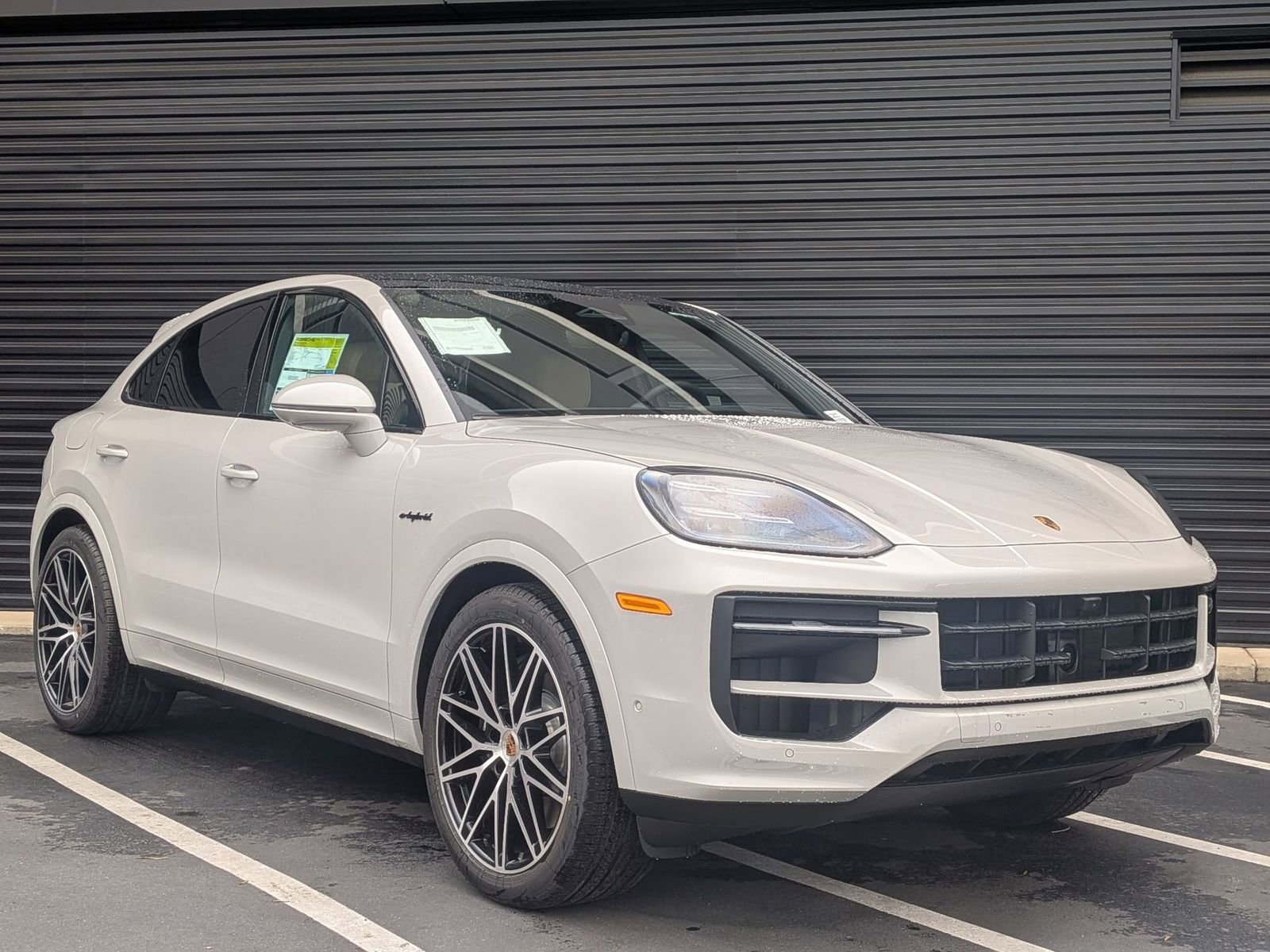 New 2026 Porsche Cayenne E-Hybrid Coupe image 7