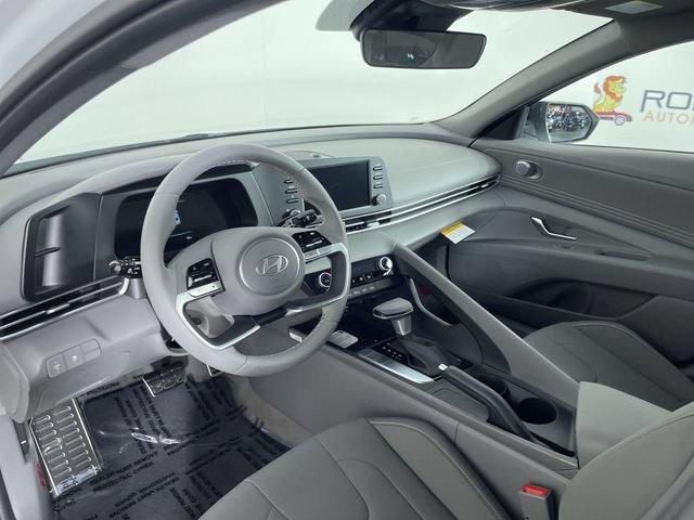 New 2026 Hyundai Elantra Sport FWD image 19