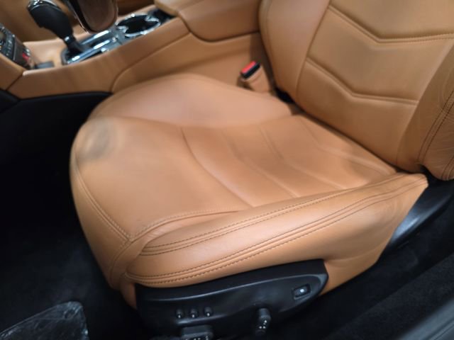 Used 2015 Maserati GranTurismo MC RWD image 27
