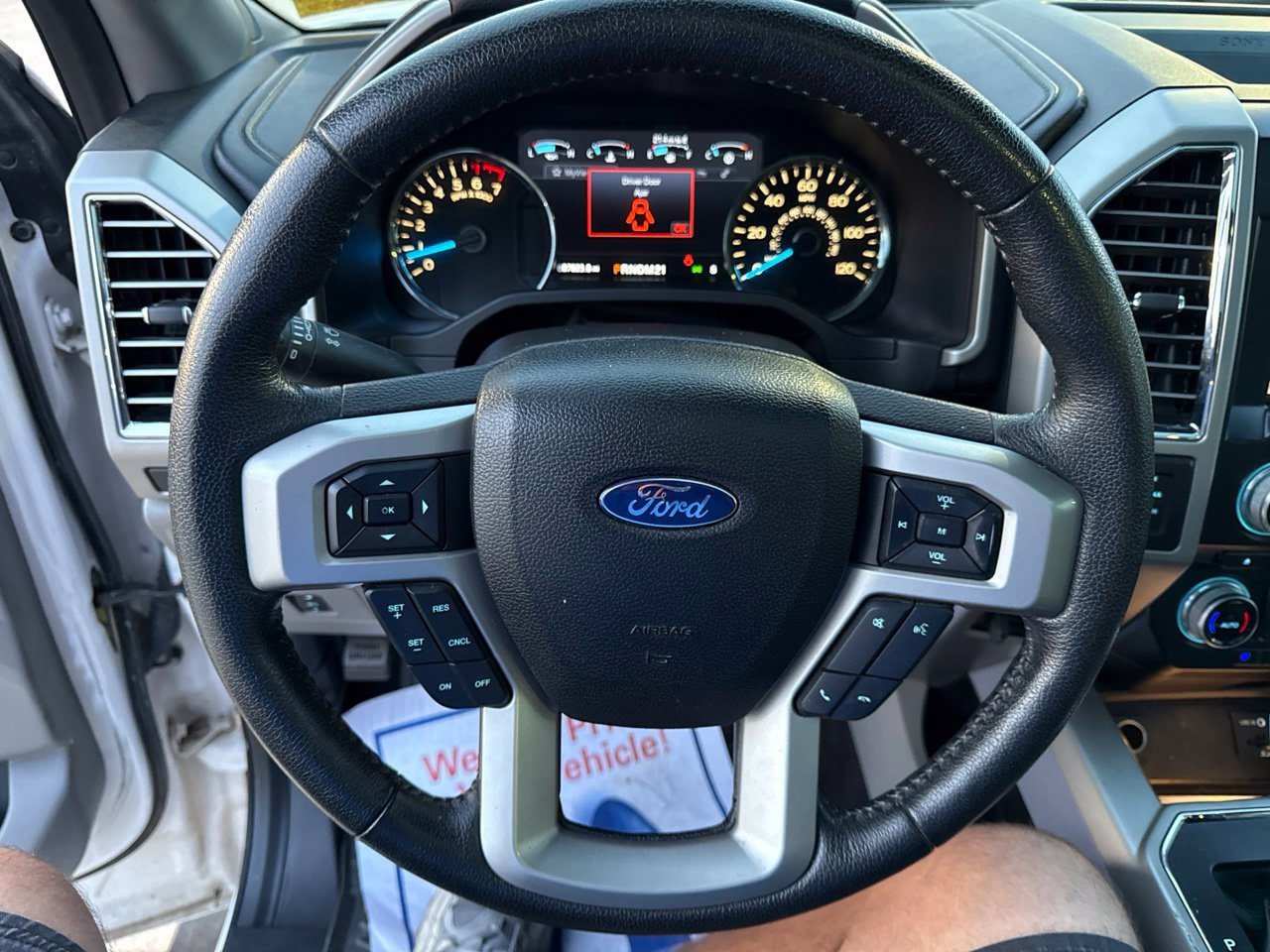 Used 2015 Ford F150 Lariat w/ Equipment Group 502A Luxury AWD/4WD image 22