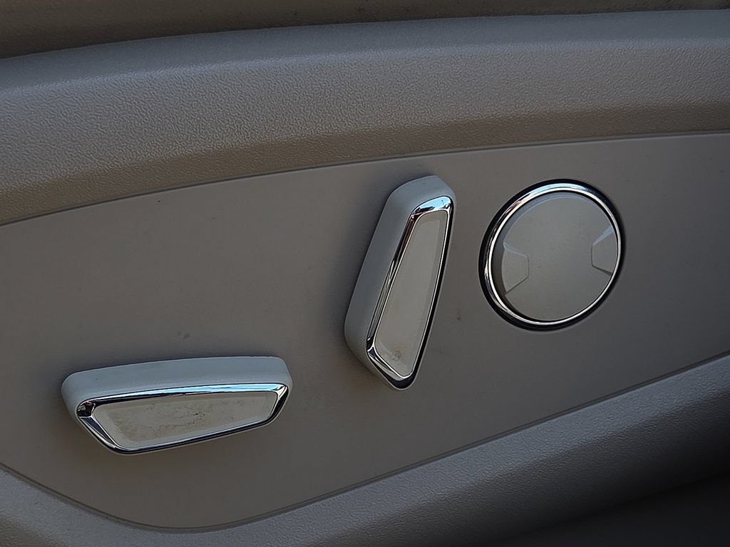 Used 2022 Lincoln Nautilus Reserve w/ Luxury Package FWD image 15