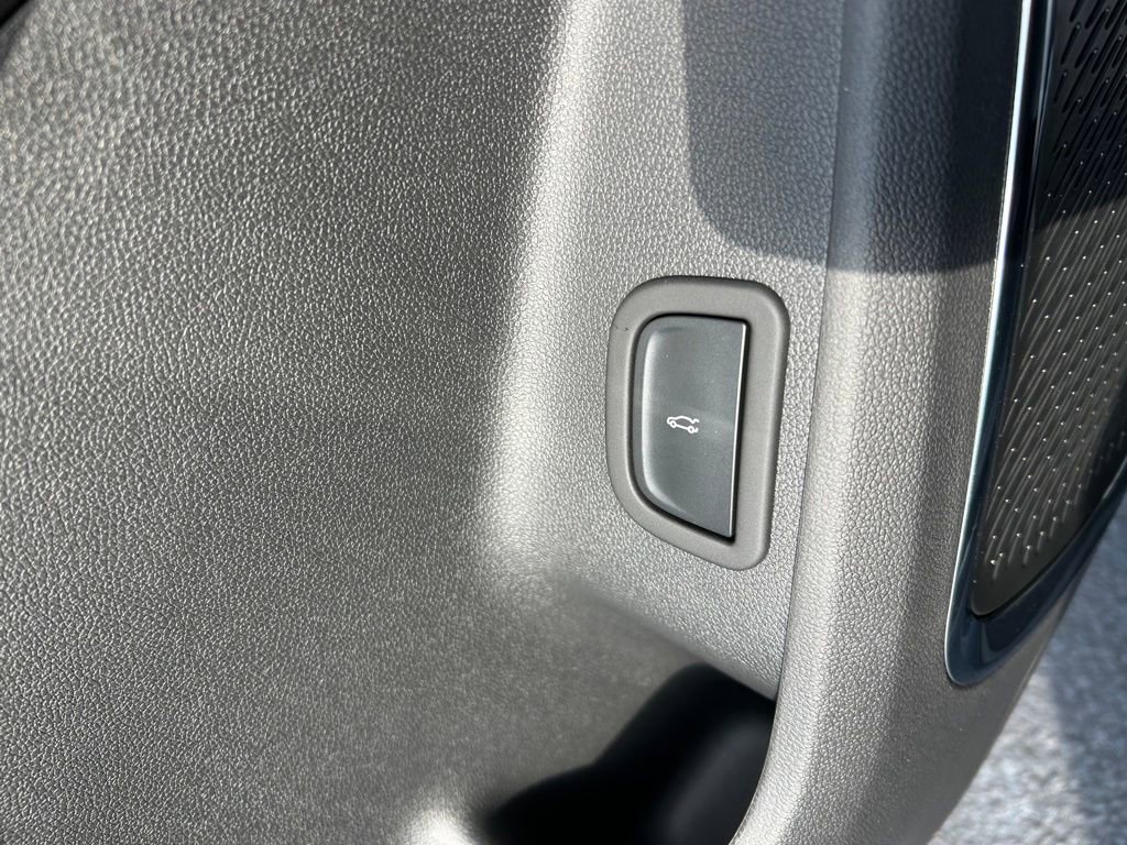 New 2026 GMC Acadia Elevation w/ Elevation Premium Package FWD image 43
