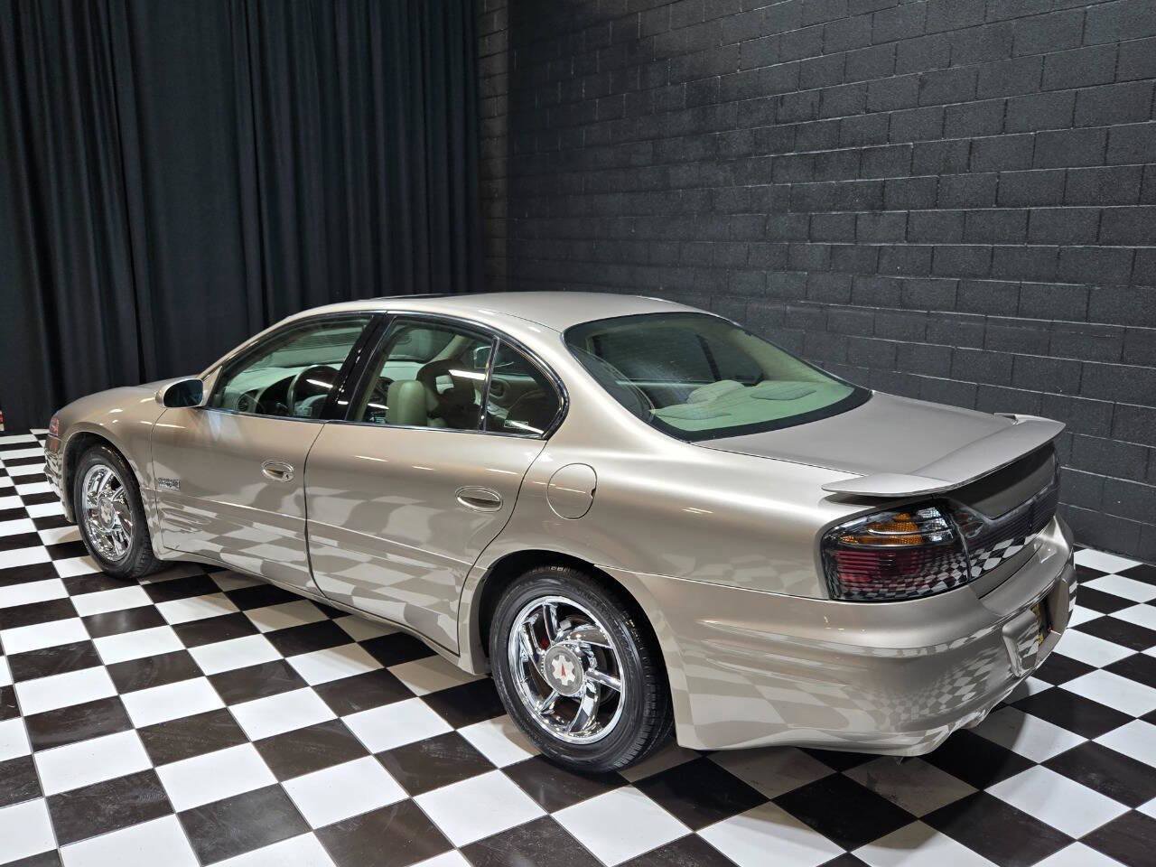 Used 2000 Pontiac Bonneville SSEi image 4