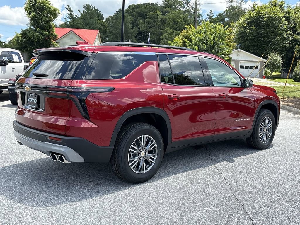 New 2026 Chevrolet Traverse LT image 8