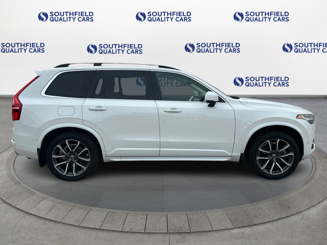 Used 2016 Volvo XC90 T6 Momentum w/ Momentum Plus Package image 8