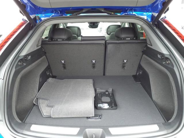 New 2025 Cadillac Optiq Luxury 1 image 19