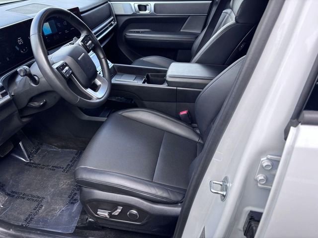 Used 2025 Hyundai Santa Fe SEL image 17