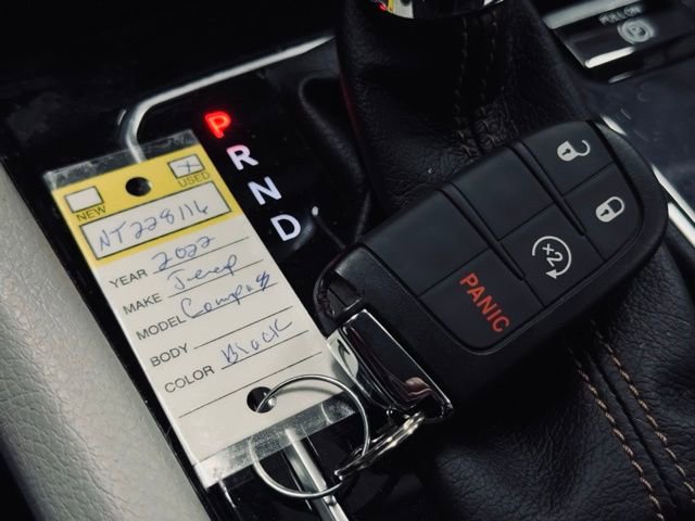 Certified 2022 Jeep Compass Limited image 36