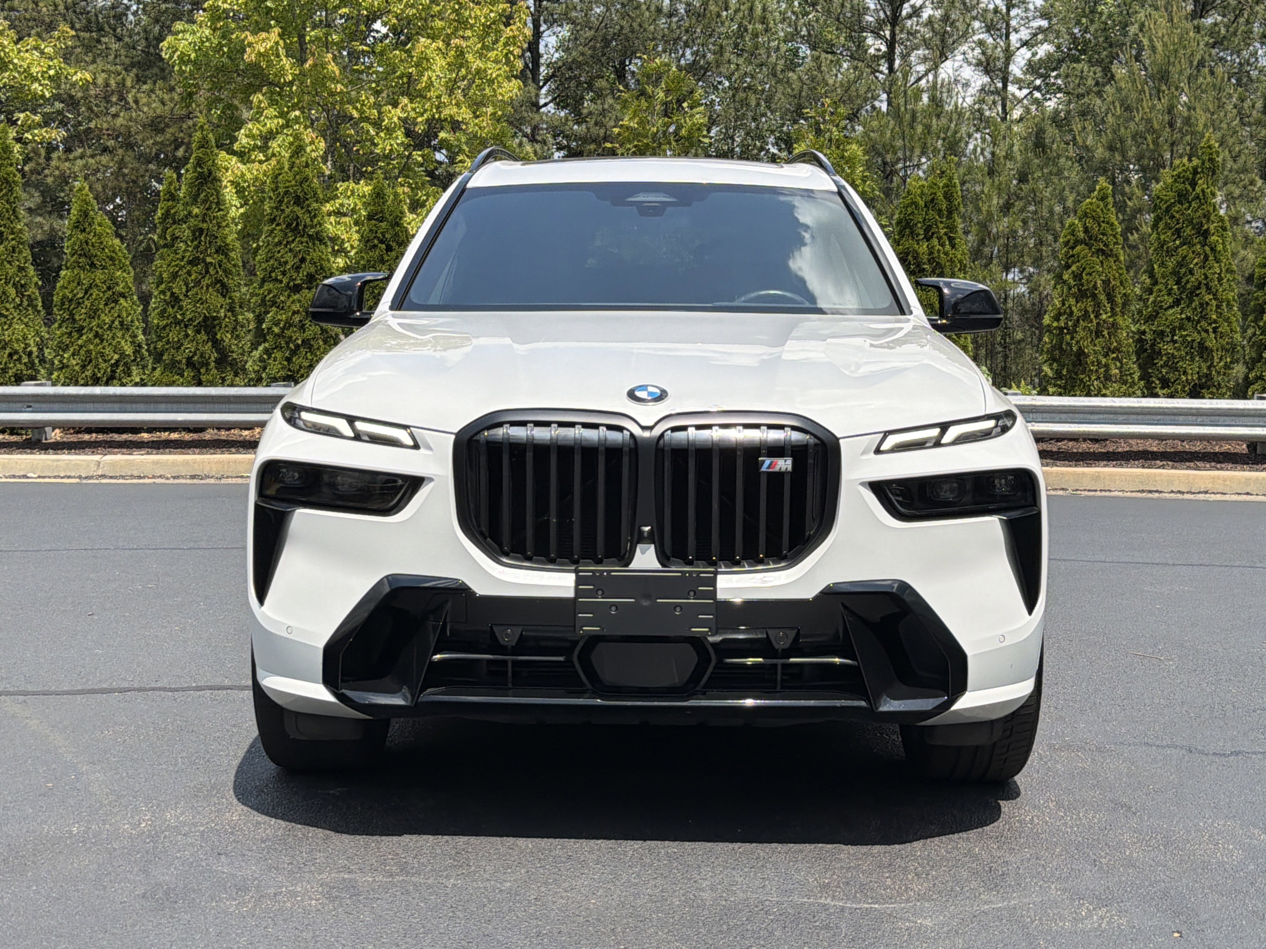Used 2024 BMW X7 M60i w/ Climate Comfort Package AWD/4WD image 13