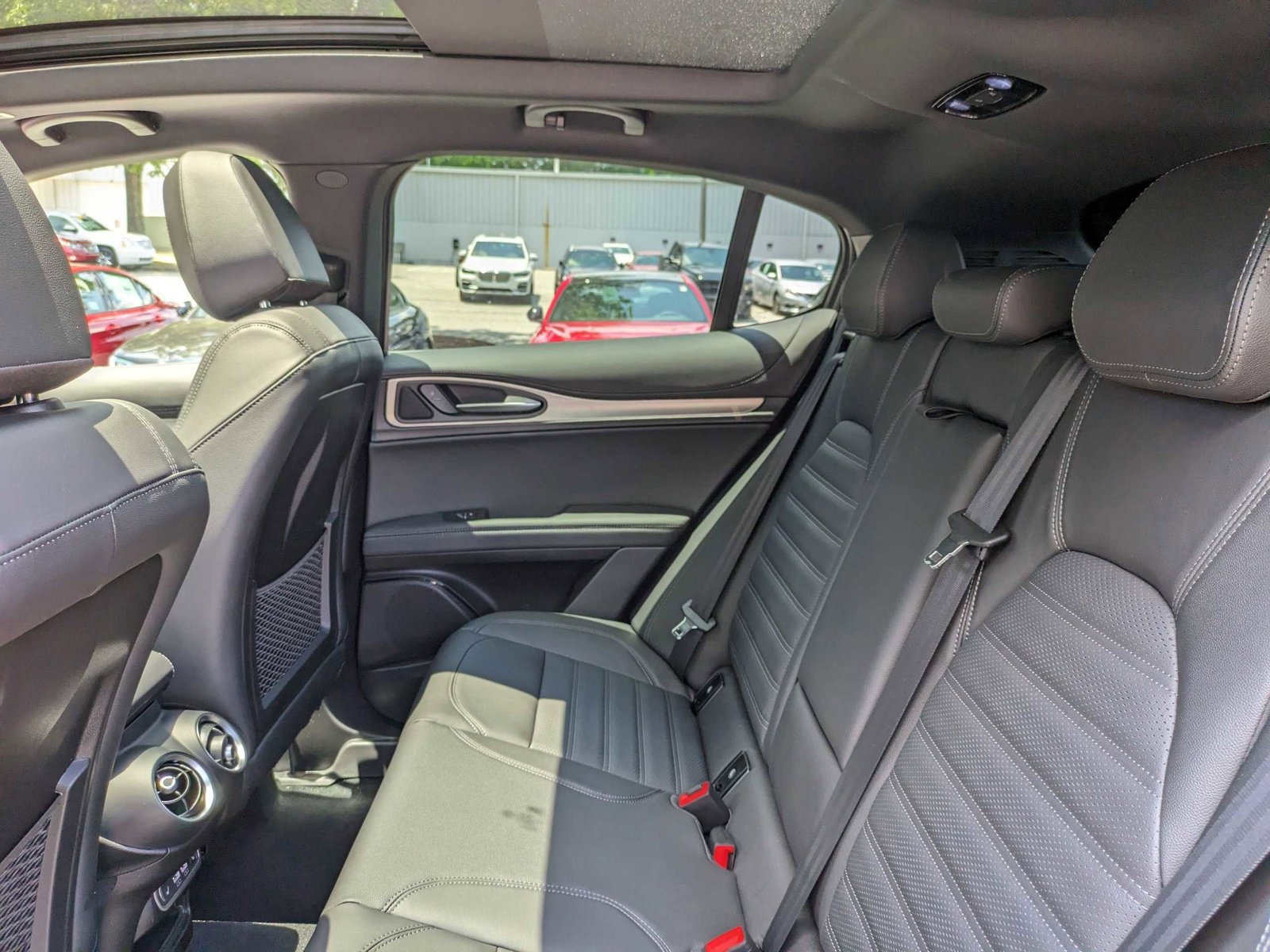 New 2024 Alfa Romeo Stelvio Veloce image 21