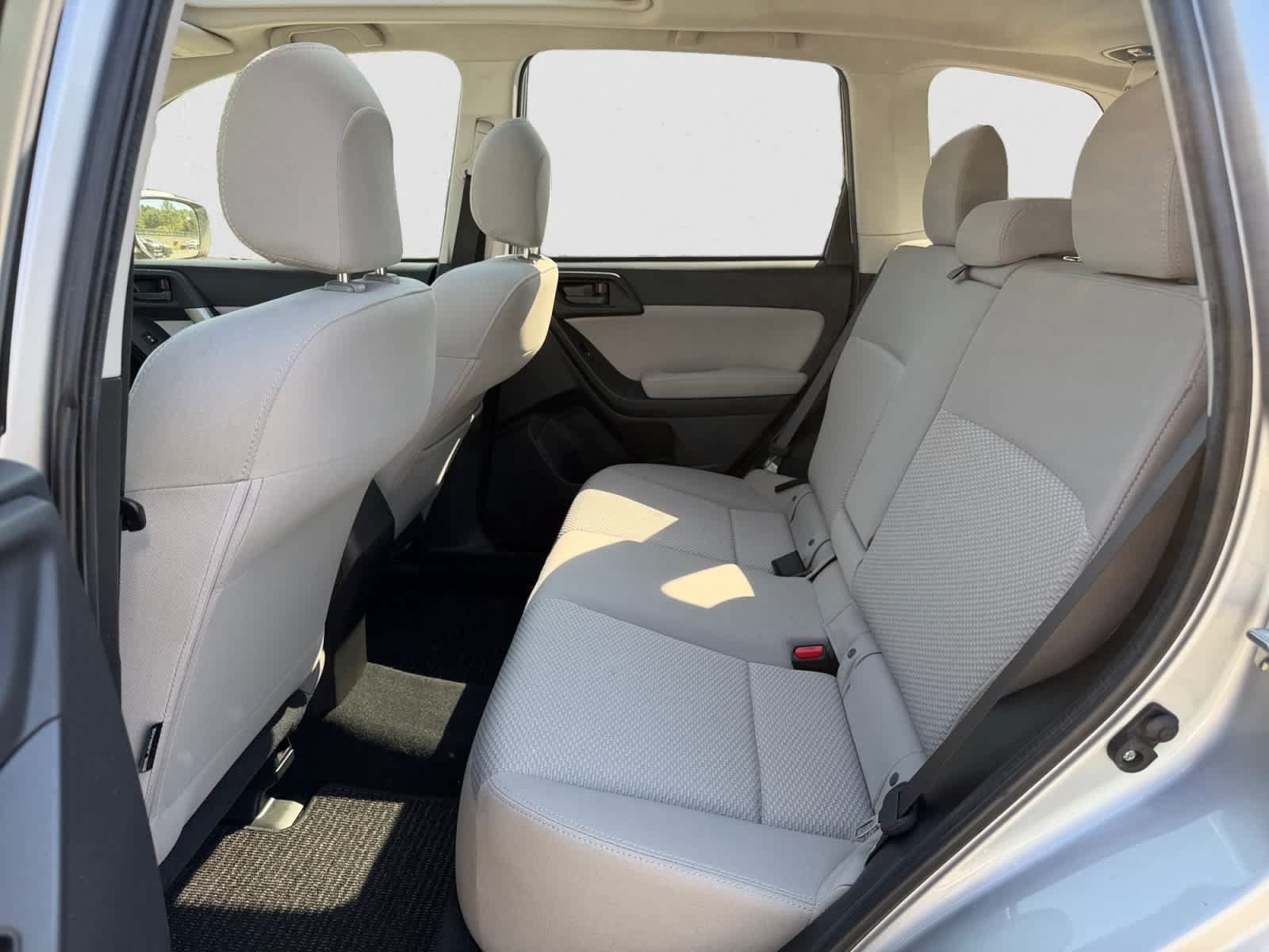 Used 2015 Subaru Forester 2.5i Premium AWD/4WD image 11