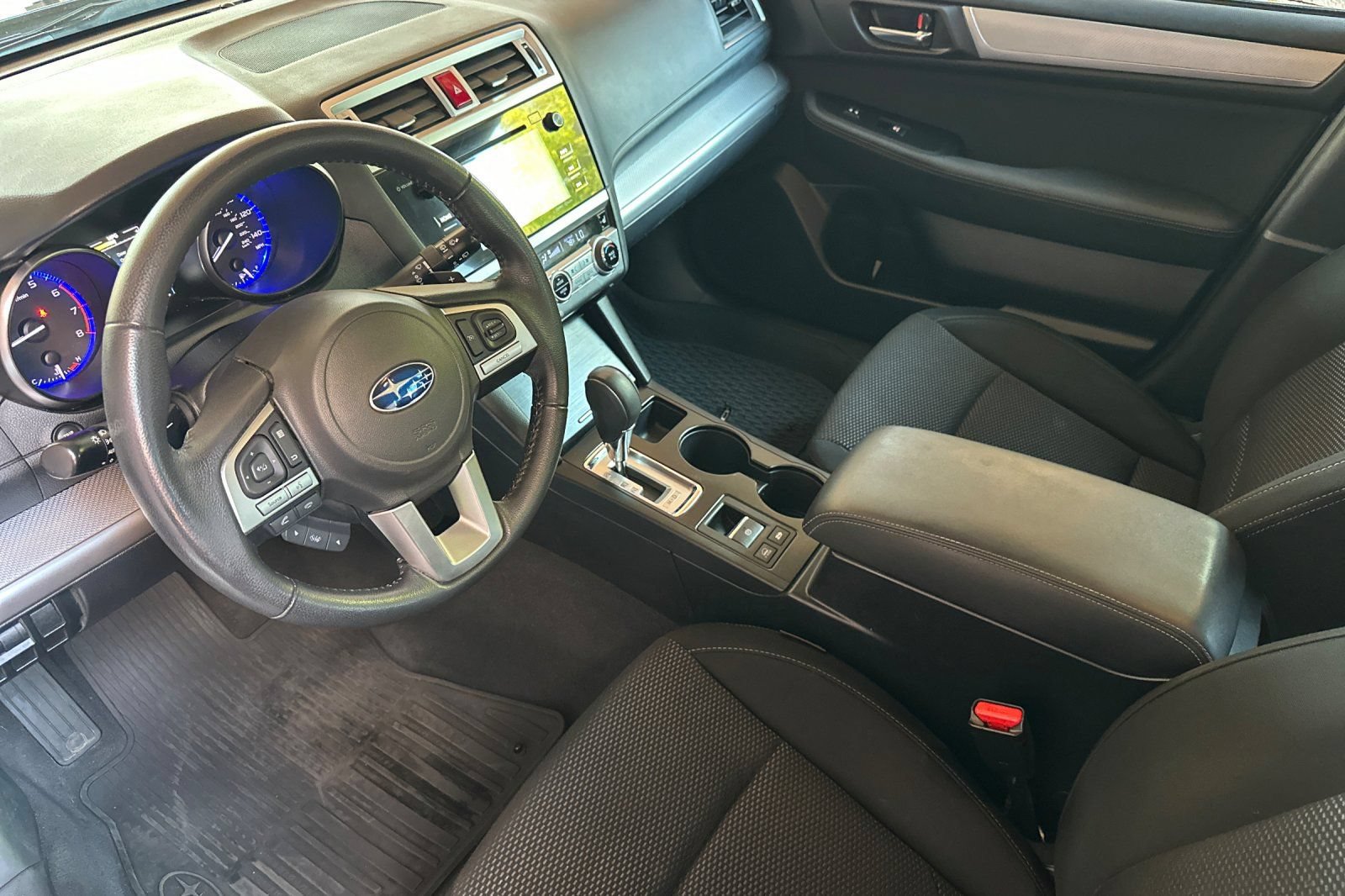 Used 2017 Subaru Outback 2.5i Premium AWD/4WD image 11