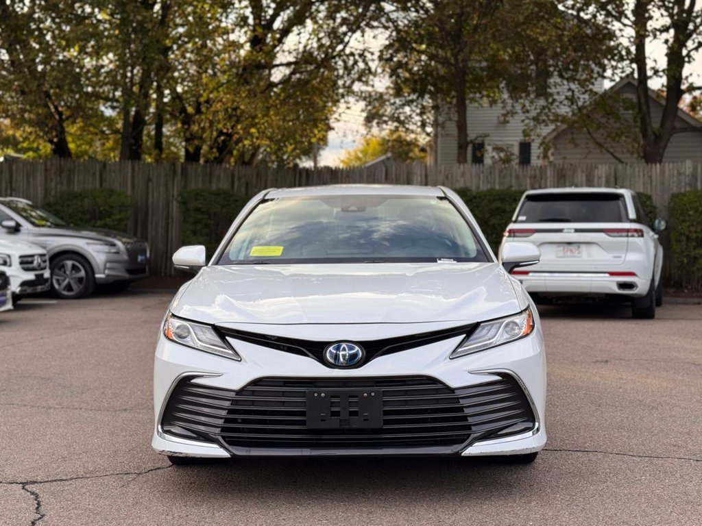 Used 2023 Toyota Camry XLE FWD image 9