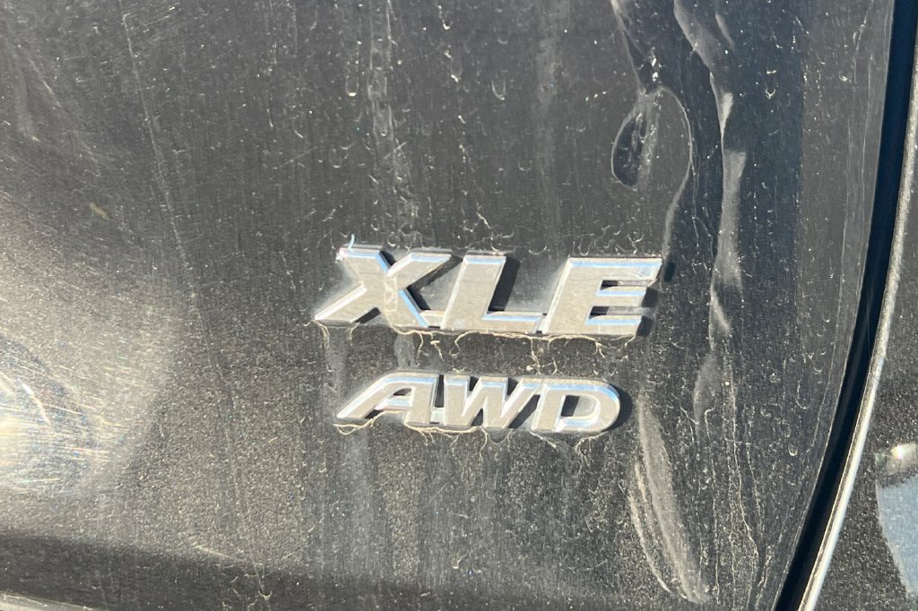 Certified 2025 Toyota RAV4 XLE AWD/4WD image 9