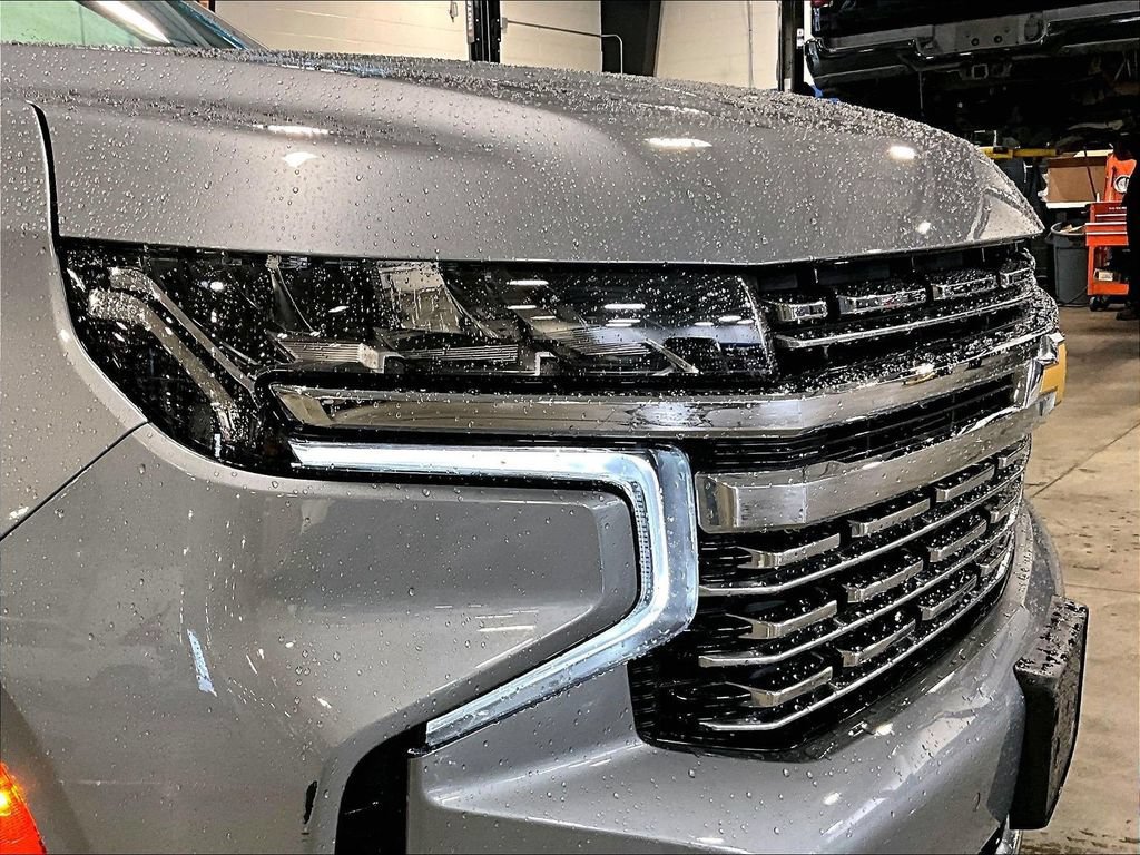 Used 2023 Chevrolet Tahoe Premier w/ Max Trailering Package AWD/4WD image 32