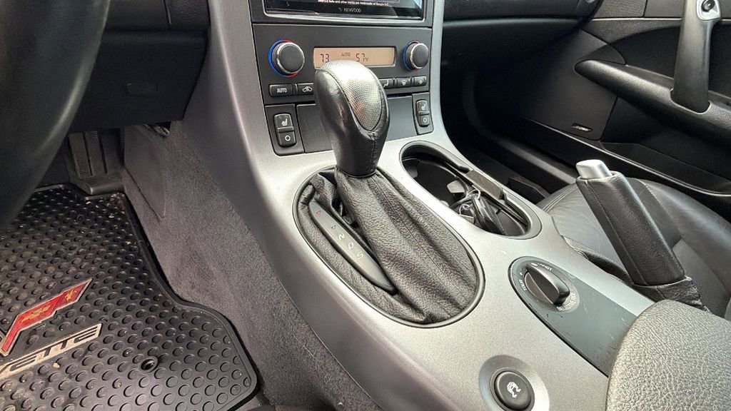 Used 2006 Chevrolet Corvette Convertible w/ Preferred Equipment Group image 21