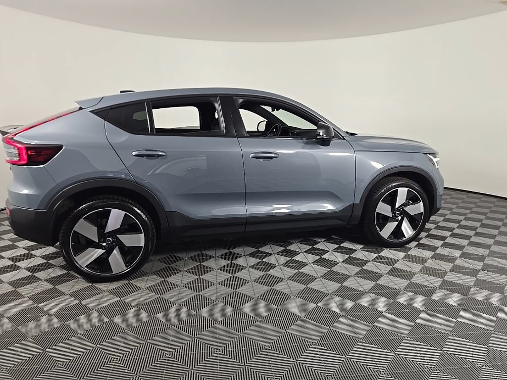Certified 2023 Volvo C40 P8 Recharge Ultimate w/ Protection Package Premier AWD/4WD image 8