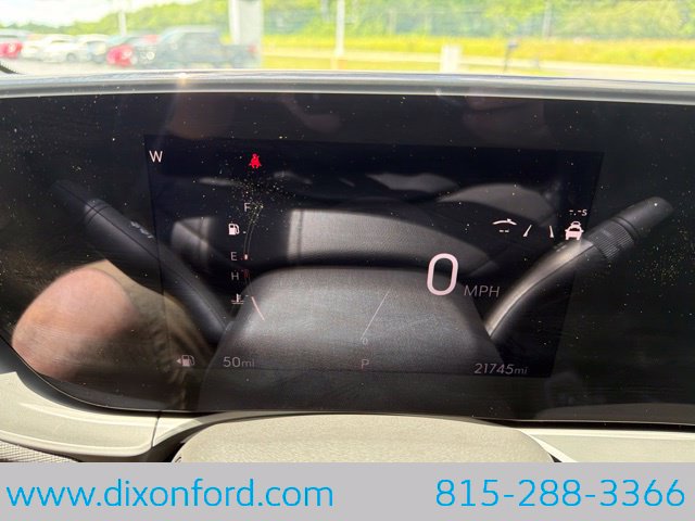 Used 2025 Buick Envista Sport Touring w/ Convenience I Package FWD image 17