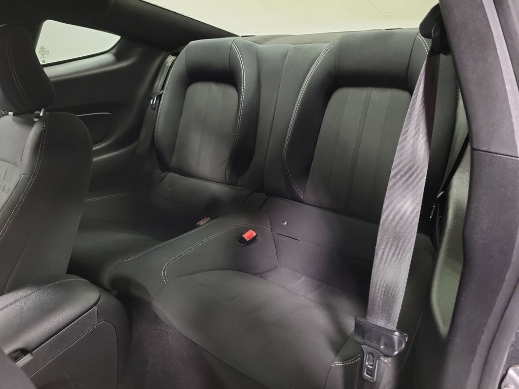 Used 2019 Ford Mustang Coupe RWD image 23