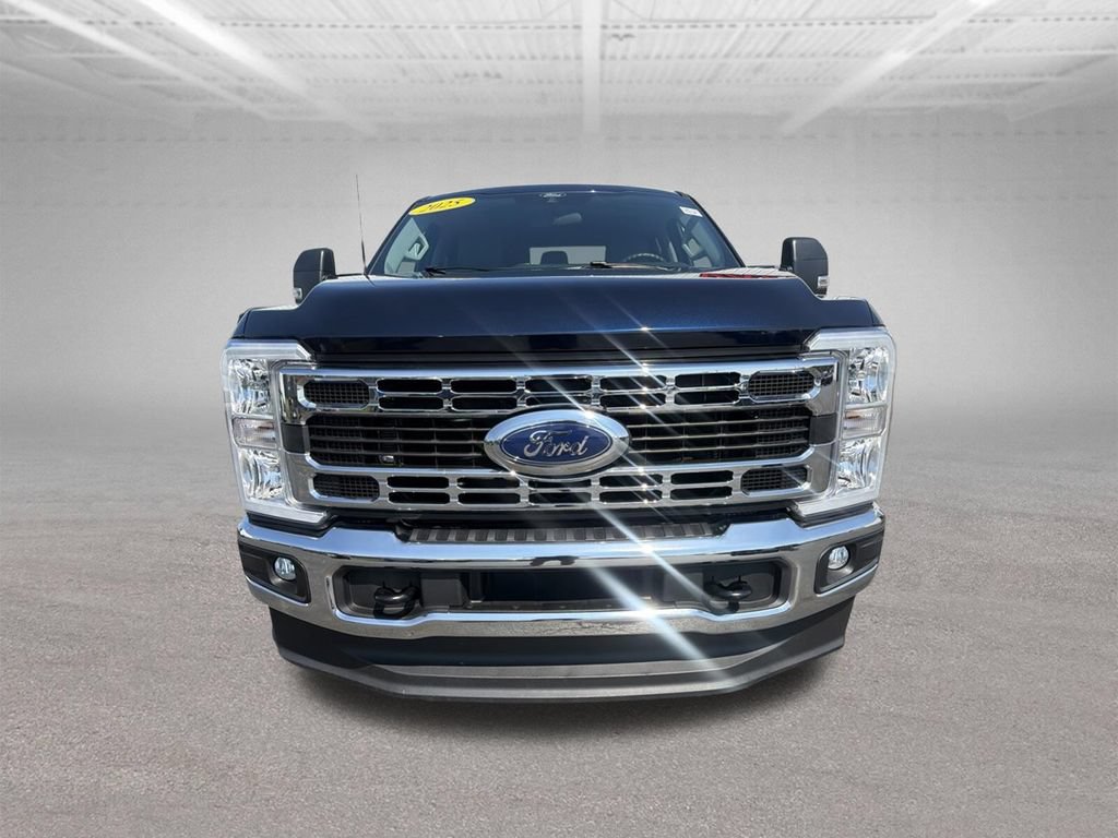 Used 2025 Ford F250 XLT AWD/4WD image 16