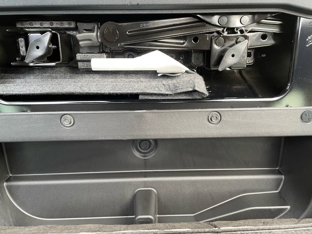 New 2025 Ford Bronco Badlands image 28