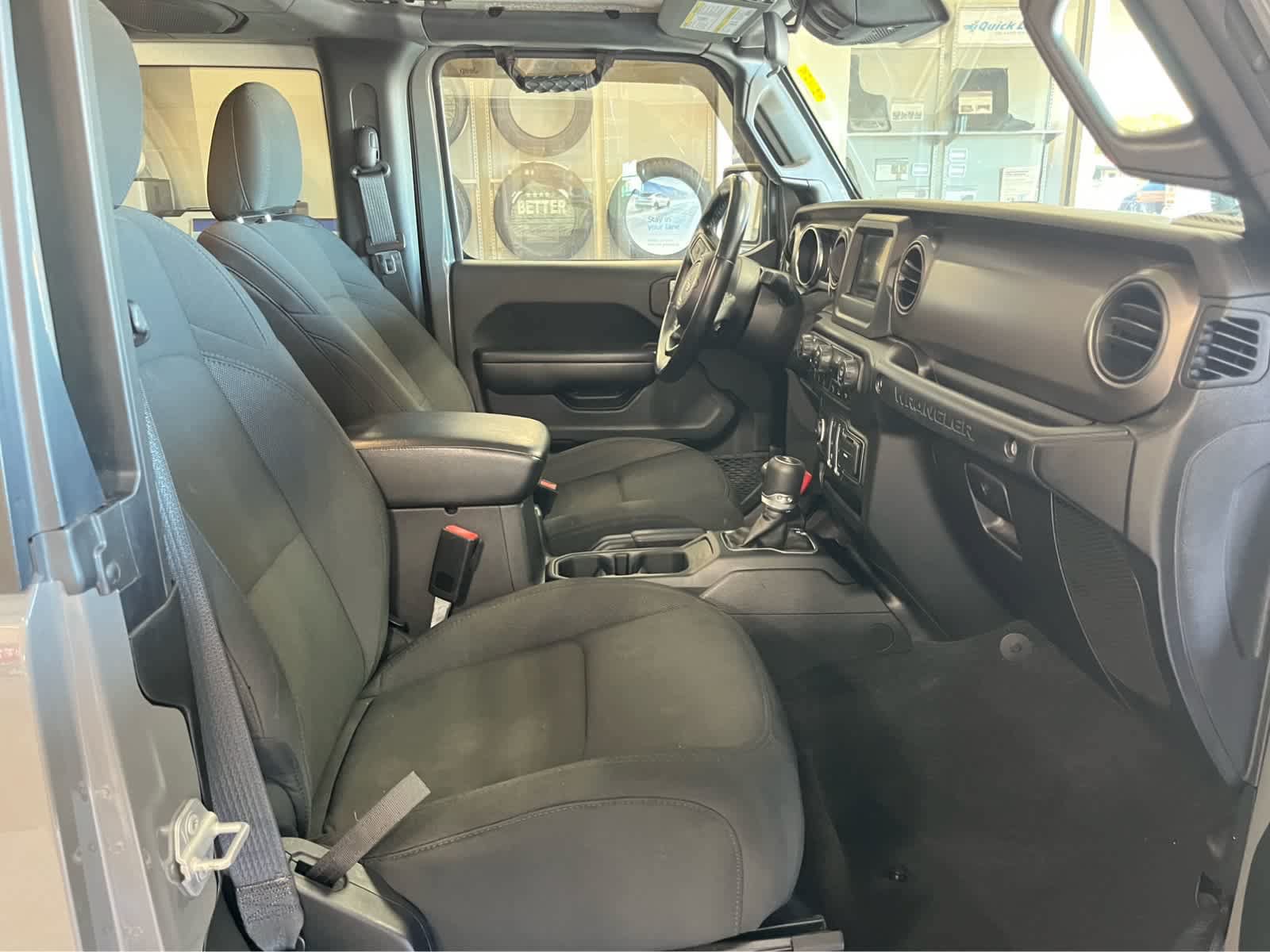Used 2021 Jeep Wrangler Sport AWD/4WD image 33