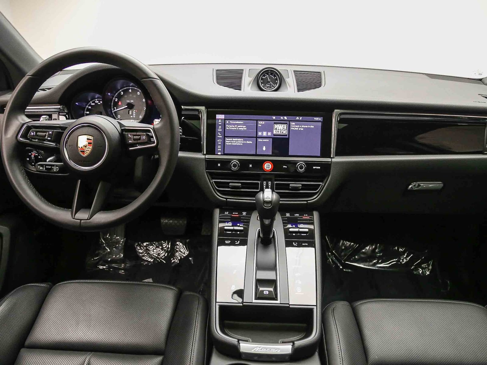 Certified 2025 Porsche Macan S AWD/4WD image 15