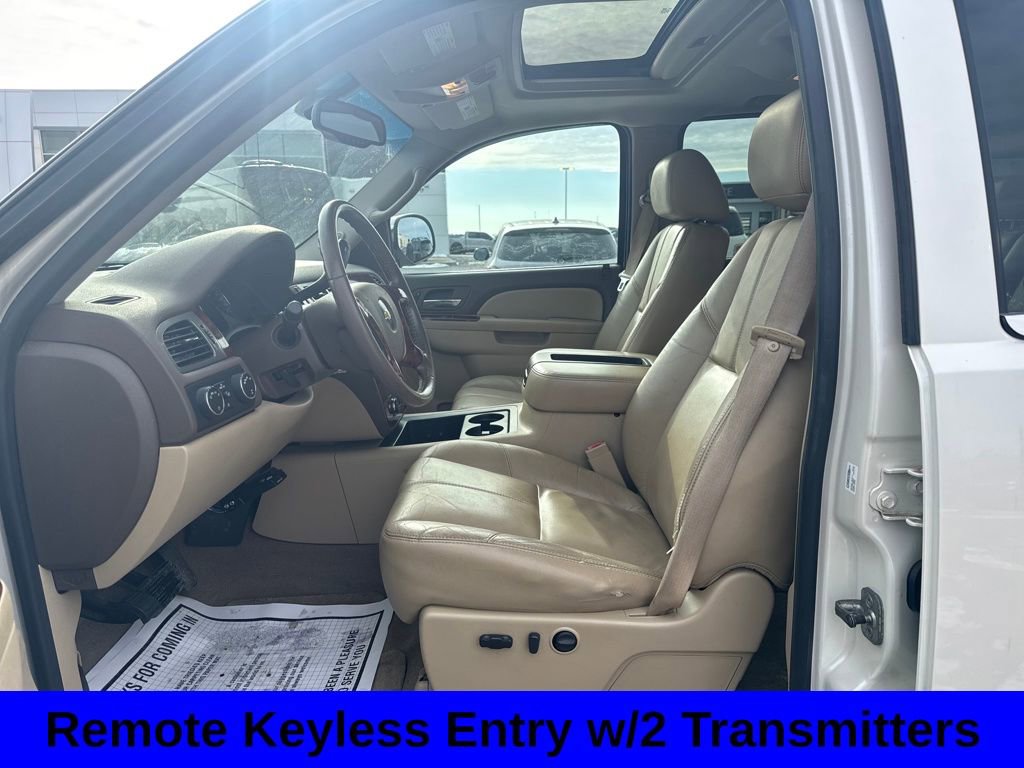Used 2010 Chevrolet Silverado 1500 LTZ w/ White Diamond Tricoat Edition image 29