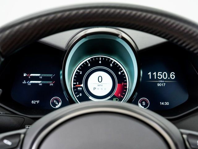 Used 2022 Aston Martin V8 Vantage Roadster image 17