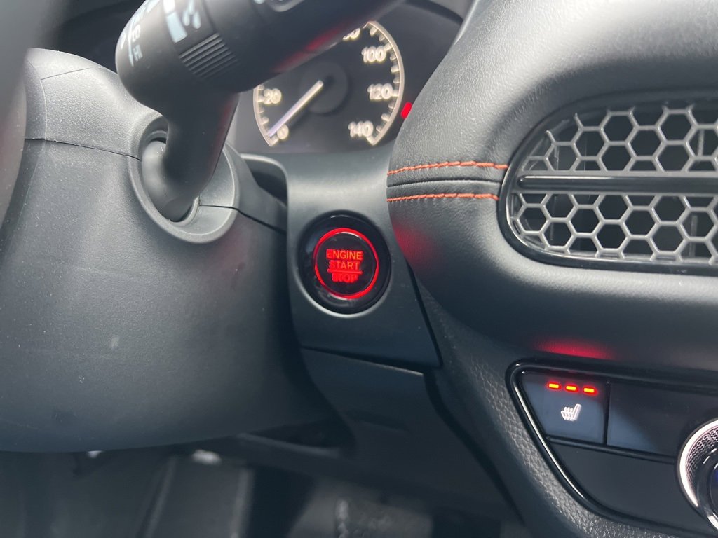 Used 2025 Honda HR-V Sport image 15