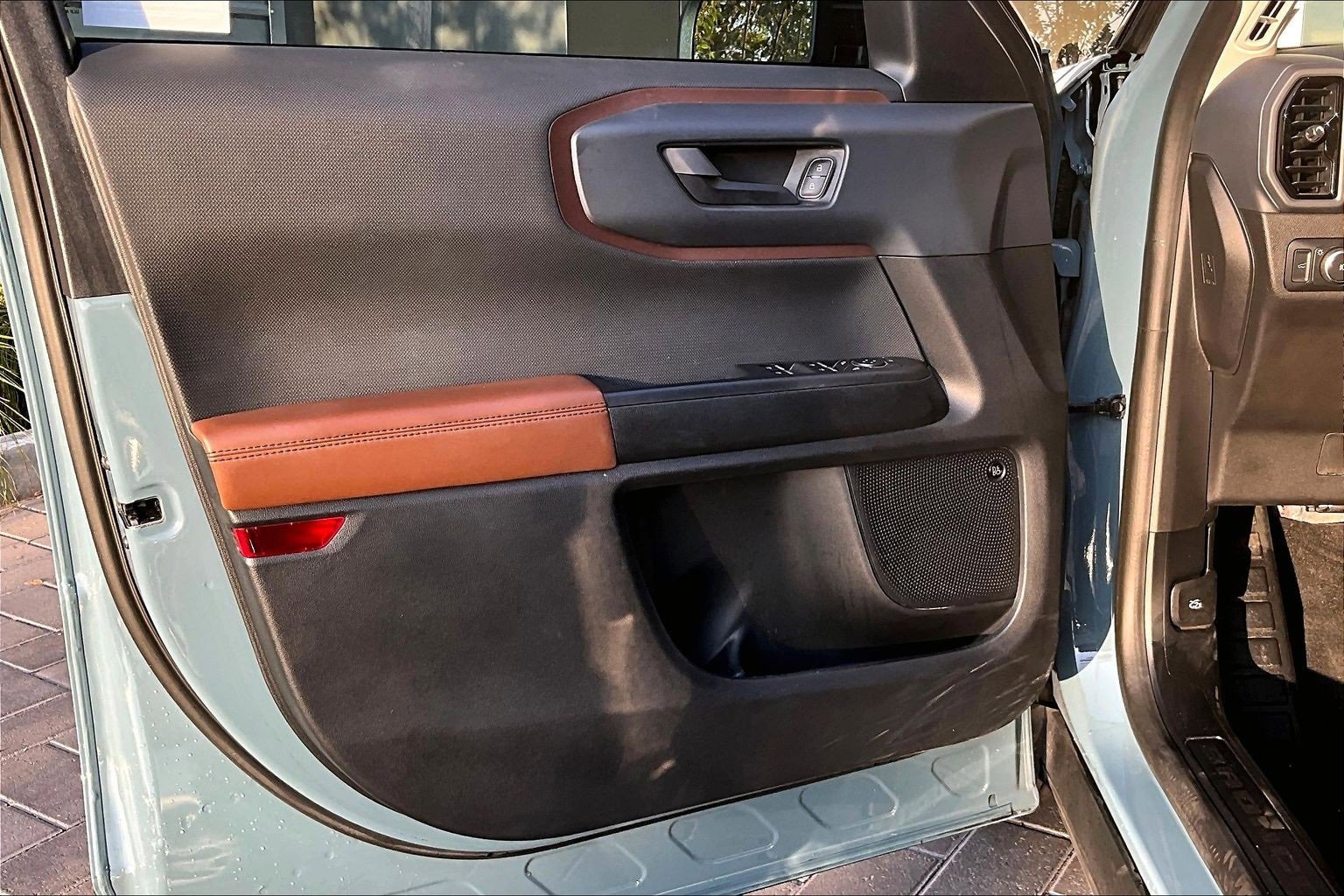 Used 2022 Ford Bronco Sport Outer Banks w/ Tech Package image 23