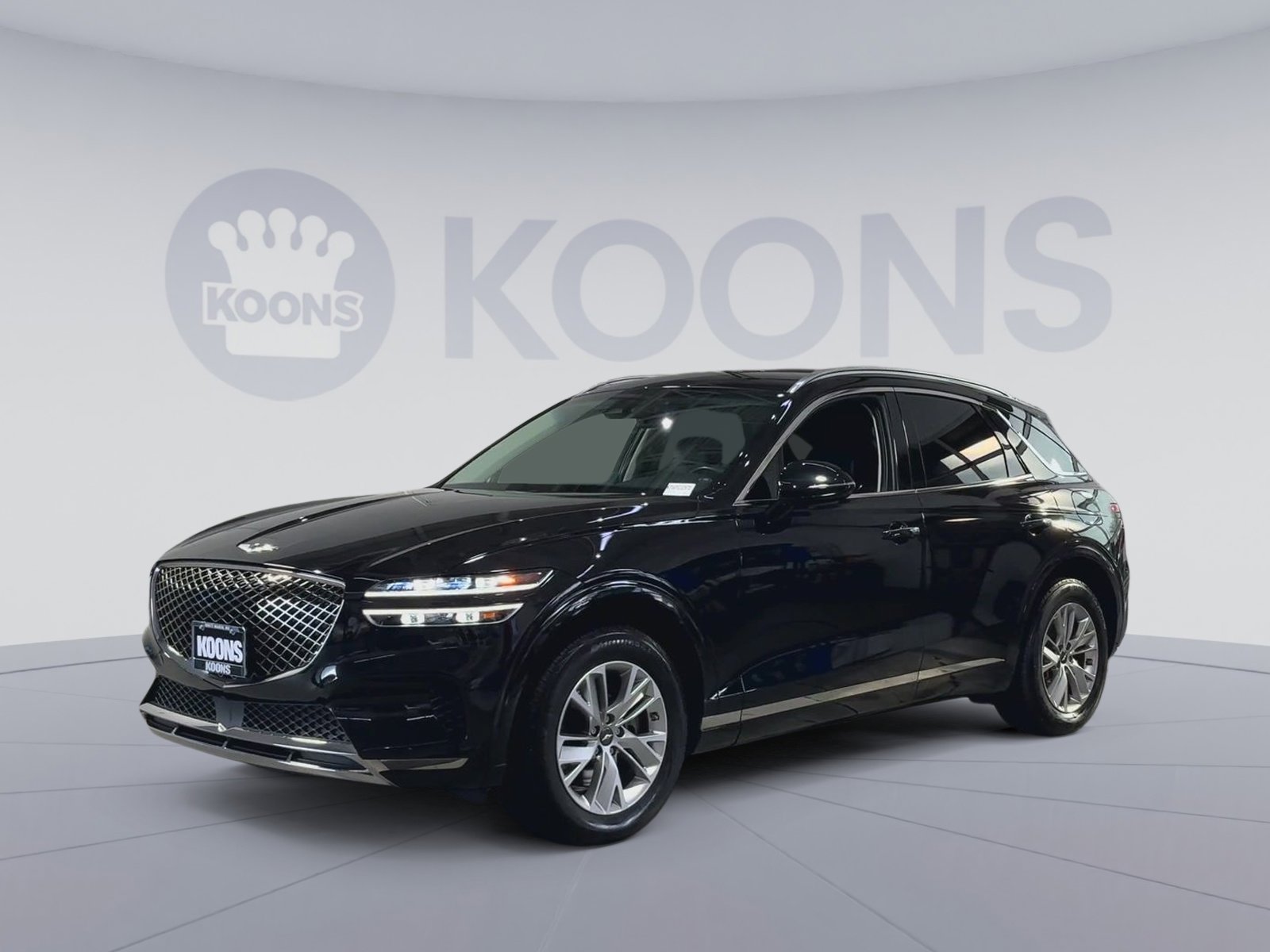 Used 2023 Genesis GV70 2.5T w/ Cargo Package image 8