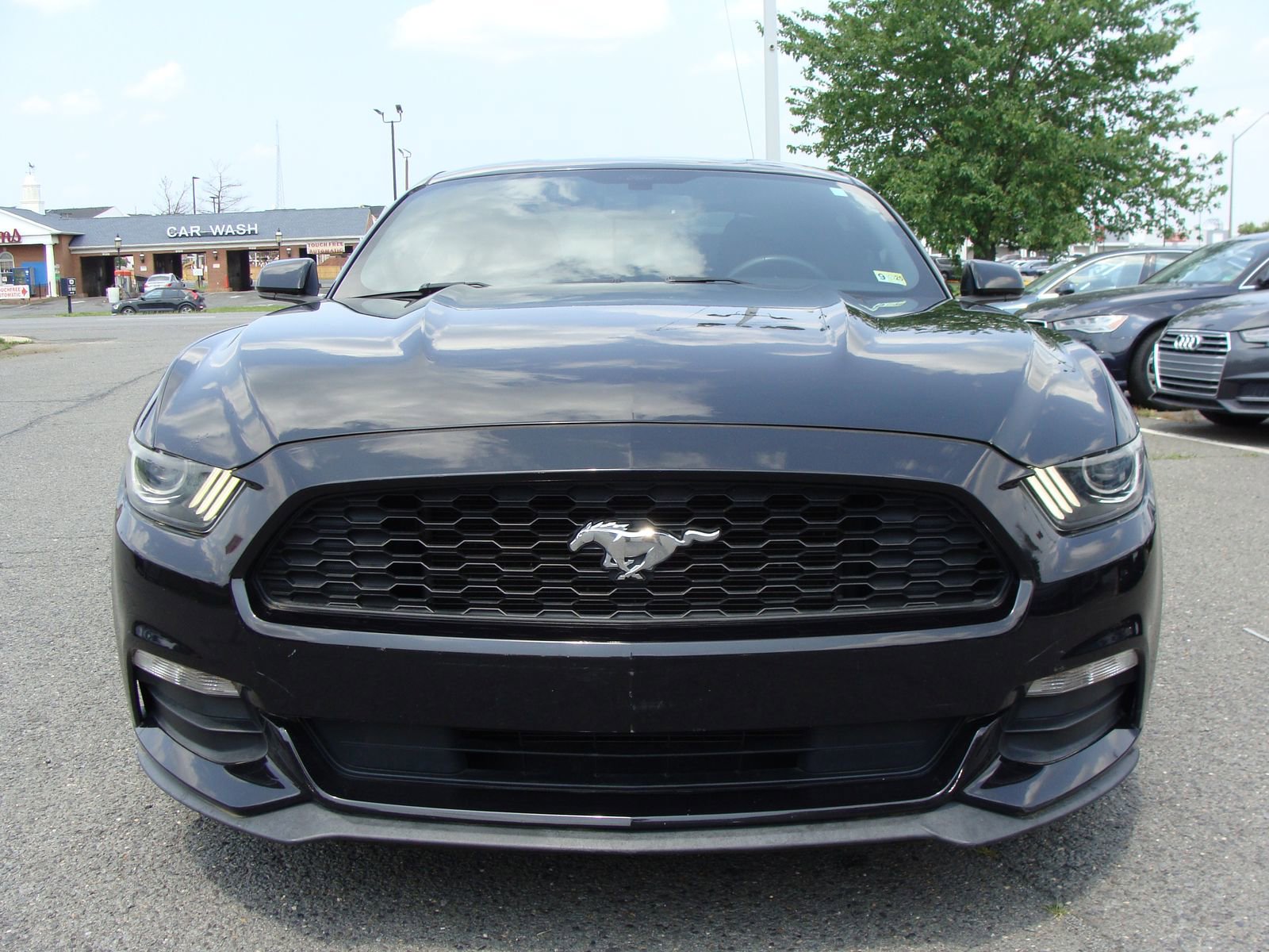 Used 2015 Ford Mustang Coupe image 2