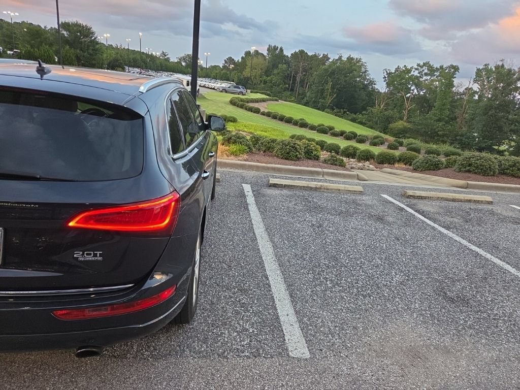 Used 2017 Audi Q5 2.0T Premium AWD/4WD image 8