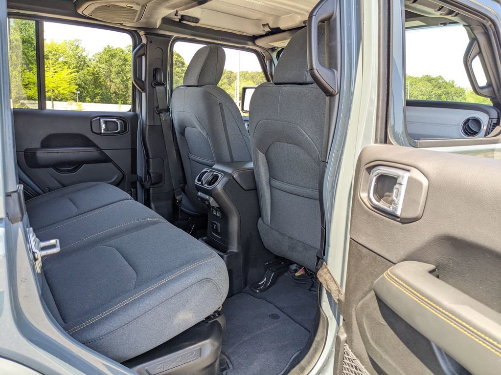 Certified 2025 Jeep Wrangler Unlimited Sahara AWD/4WD image 47