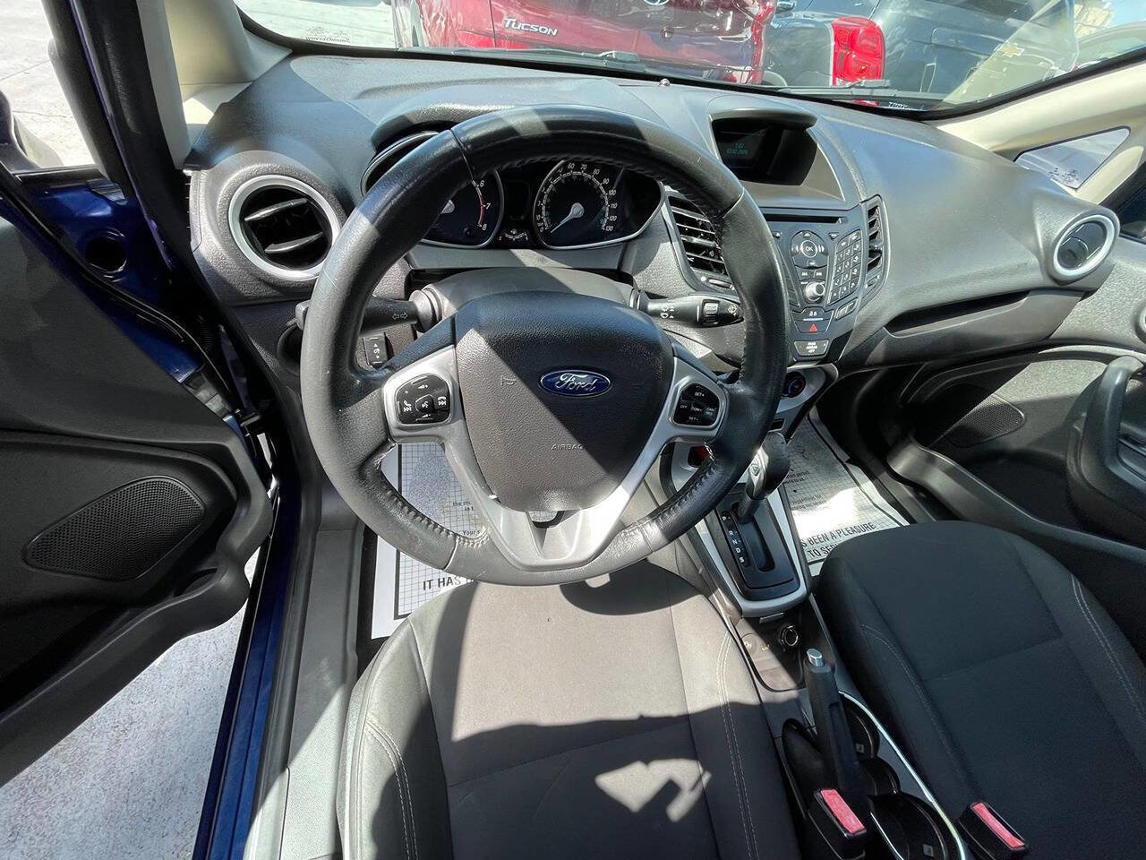 Used 2016 Ford Fiesta SE image 16