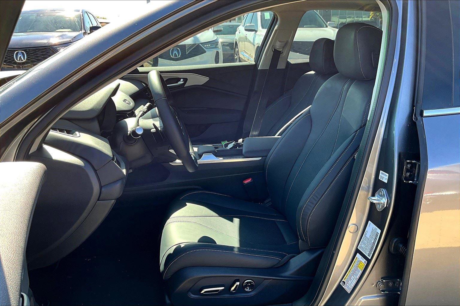 New 2025 Acura TLX w/ Technology Package image 21