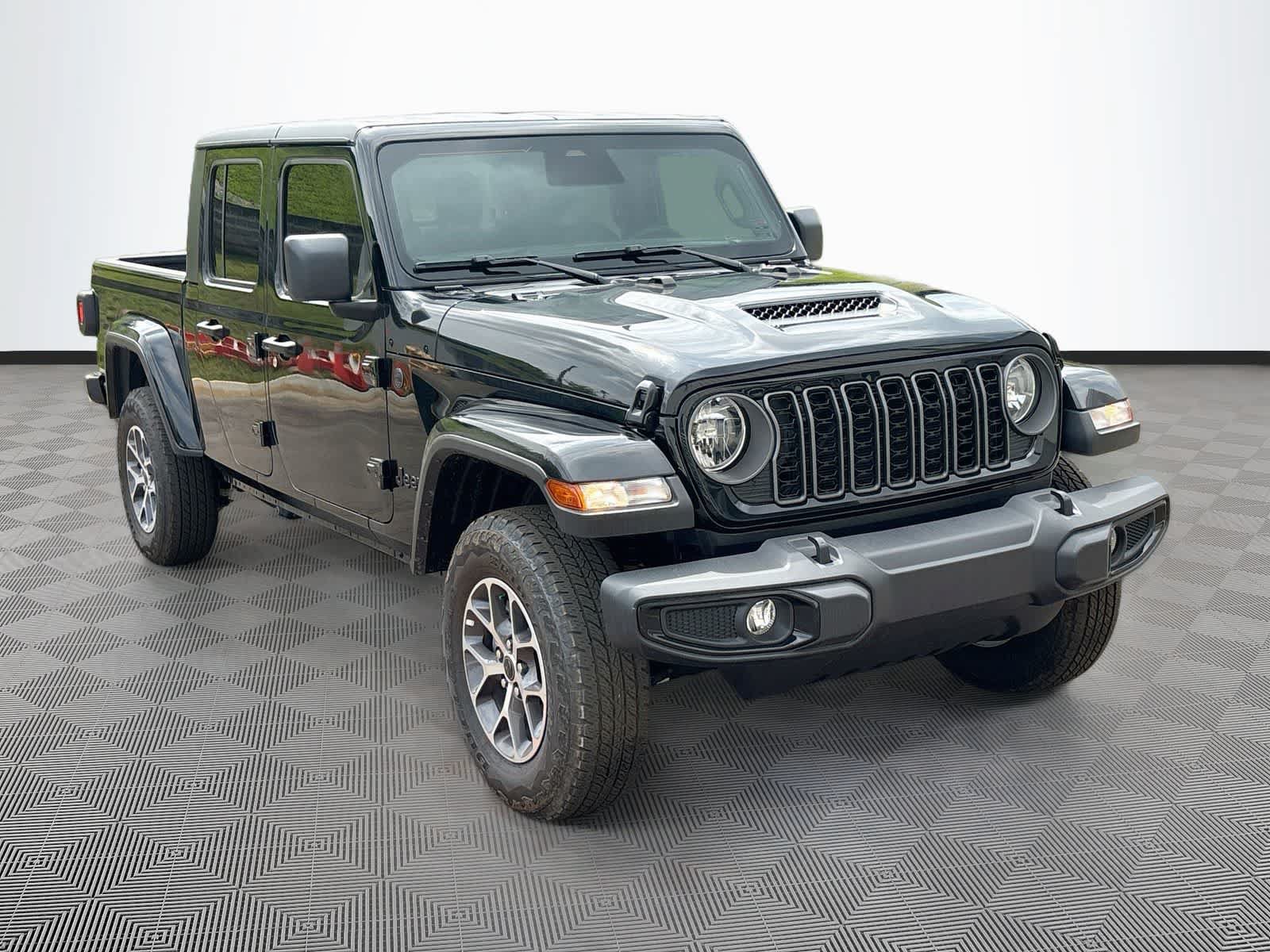 New 2026 Jeep Gladiator Sport AWD/4WD image 3