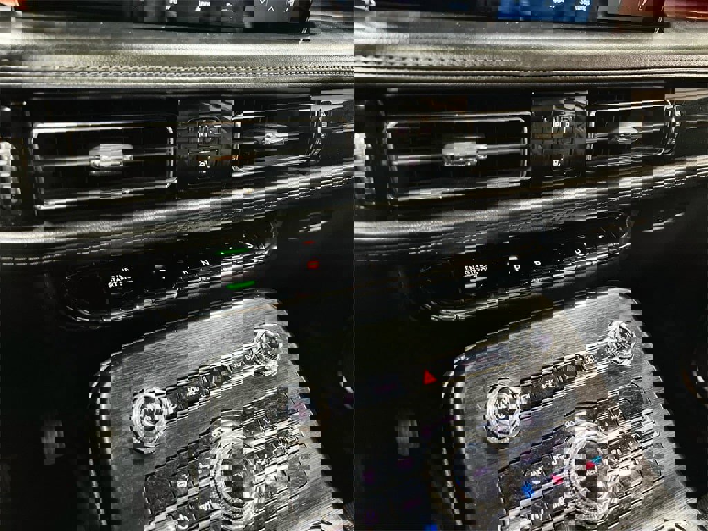 Used 2021 Lincoln Nautilus Reserve image 35