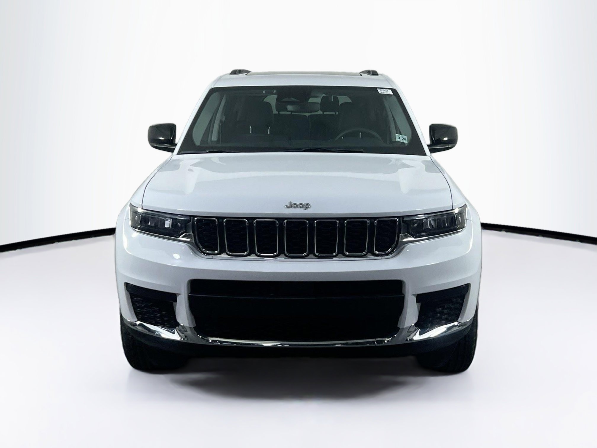 Used 2023 Jeep Grand Cherokee L Laredo w/ Luxury Tech Group I AWD/4WD image 2