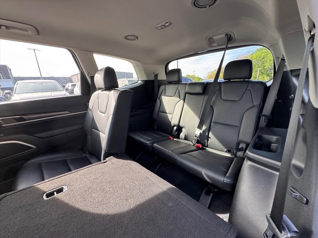 Certified 2023 Kia Telluride LX AWD/4WD image 12