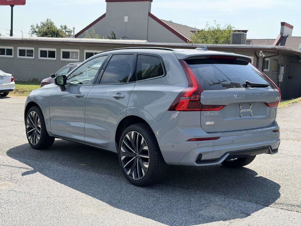 New 2026 Volvo XC60 B5 Ultra w/ Protection Package Premier AWD/4WD image 21